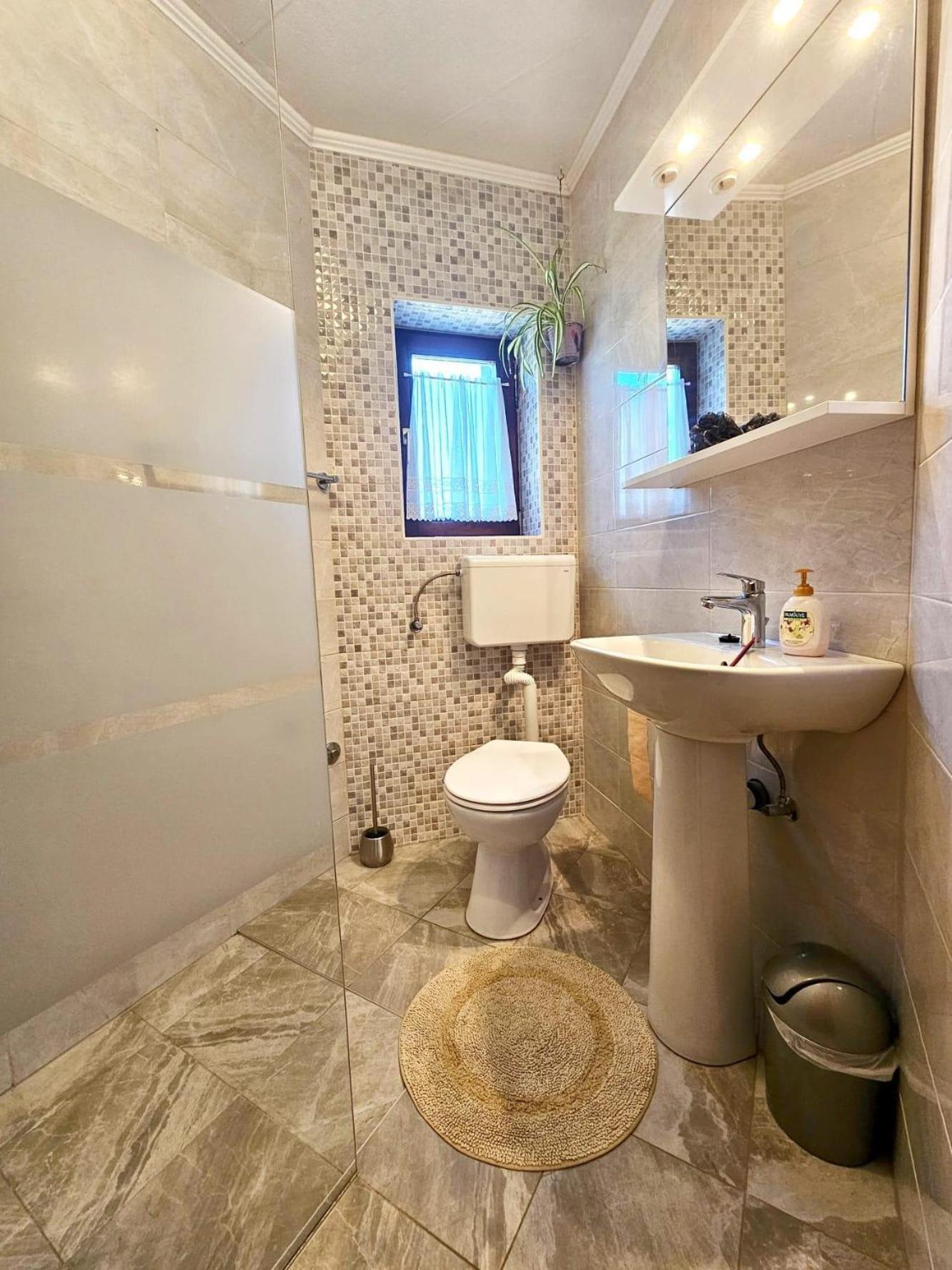 Apartments With A Parking Space Malinska Εξωτερικό φωτογραφία